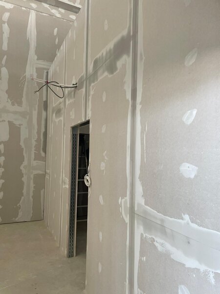 Amenajari interioare si exterioare.